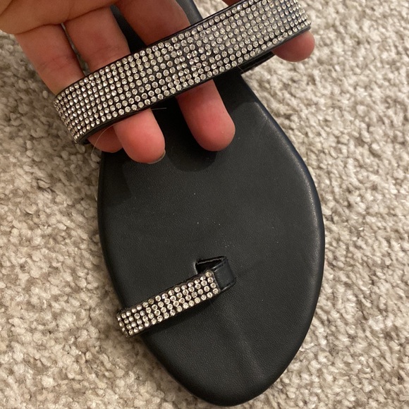 Boutique sandals with spiral around ankle - Picture 4 of 7